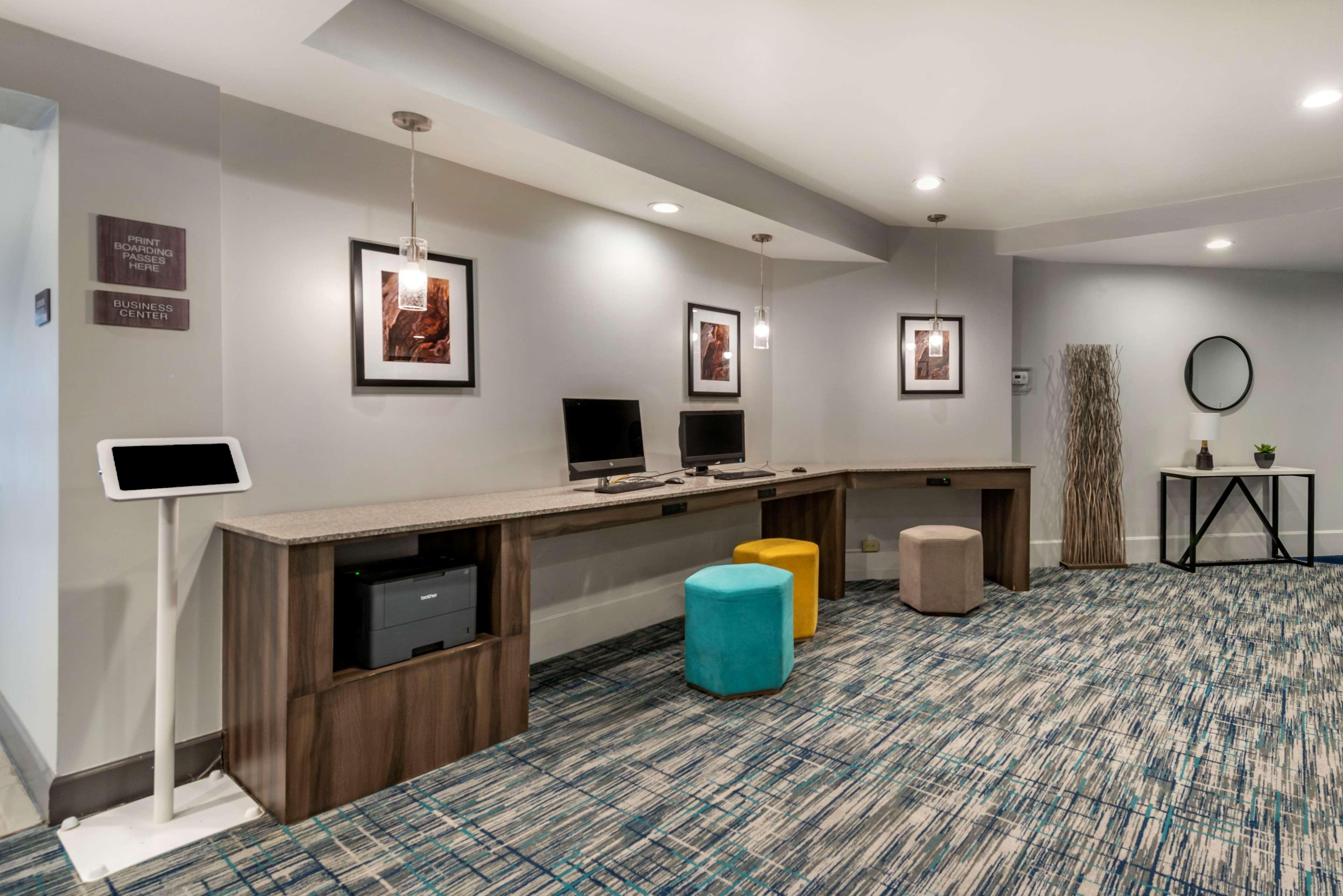 Best Western Premier Denver East Dış mekan fotoğraf