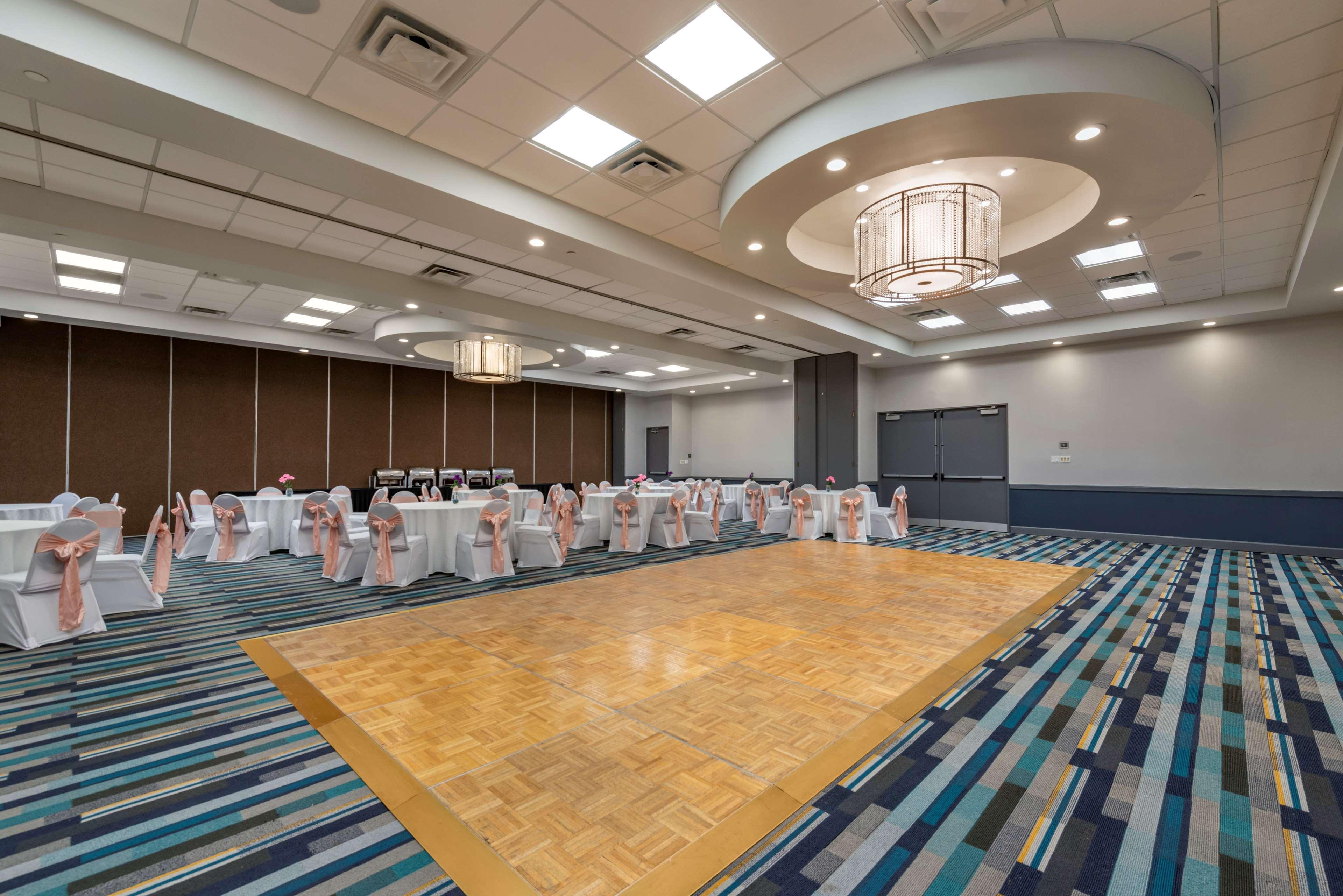 Best Western Premier Denver East Dış mekan fotoğraf